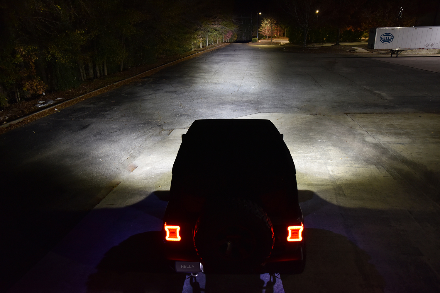  HELLA 358176201 Black Magic LED Series 6.2'' Mini Lightbar - LED  Flood Light - Off Road Driving Lights : Automotive